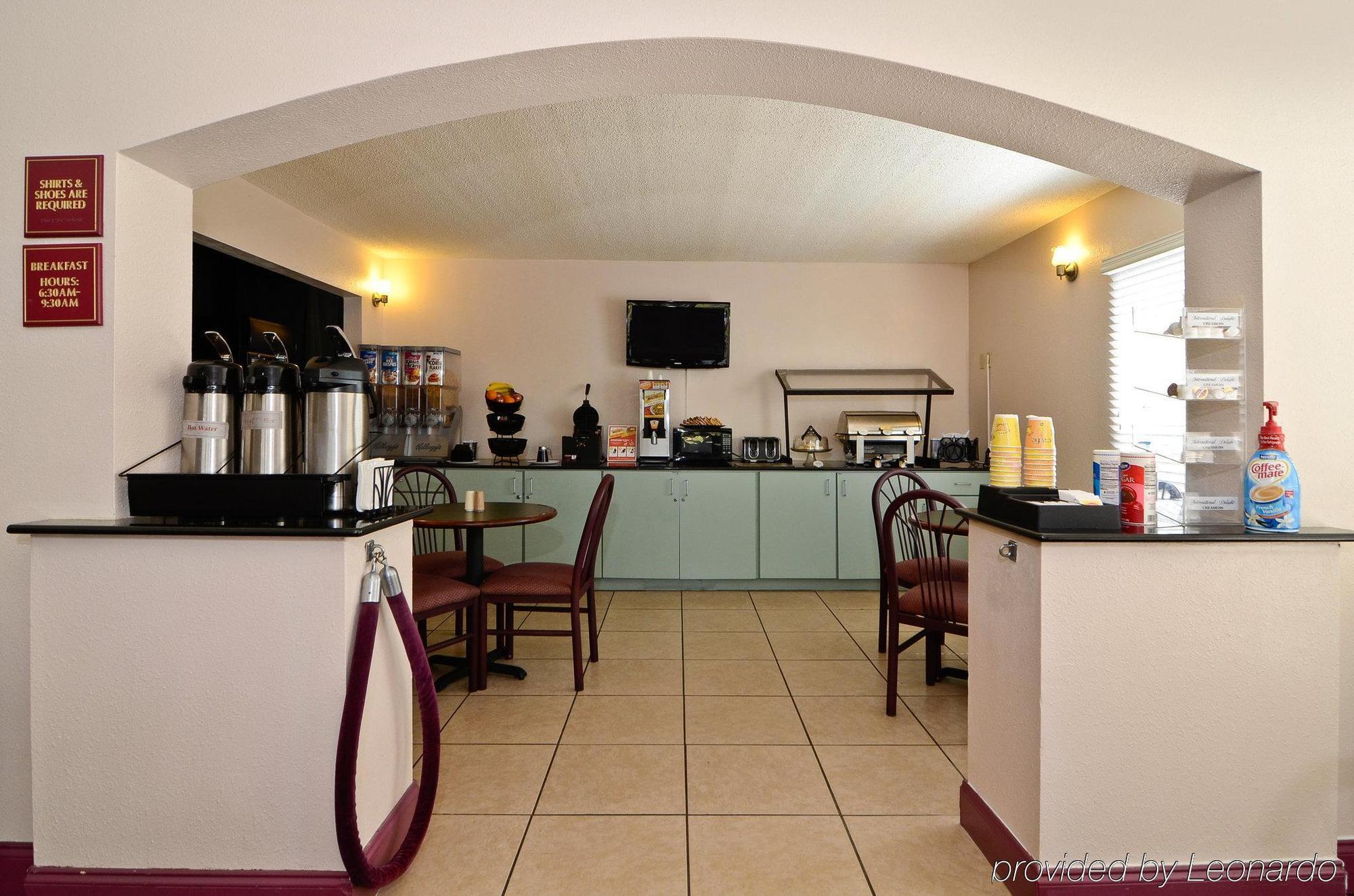 Days Inn By Wyndham Panama City Restaurante foto